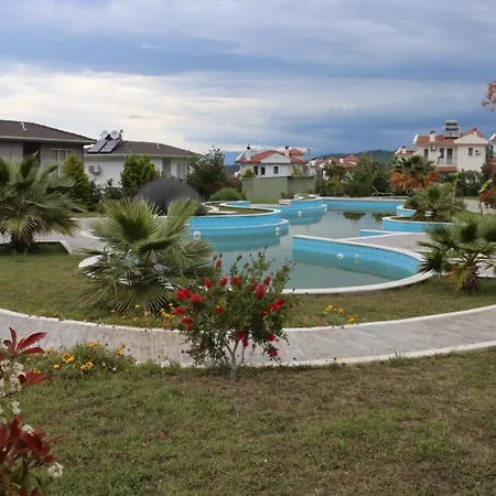 Vacation With Private Pool, Fethiye, Oludeniz Casa de Férias