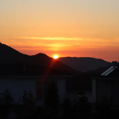 Vacation With Private Pool, Fethiye, Oludeniz Casa de Férias