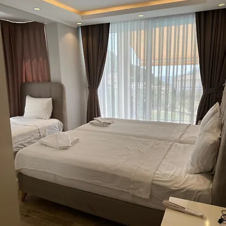 Vacation With Private Pool, Fethiye, Сasa de vacaciones *